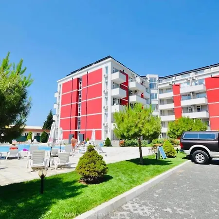 Sunny Słoneczny Brzeg